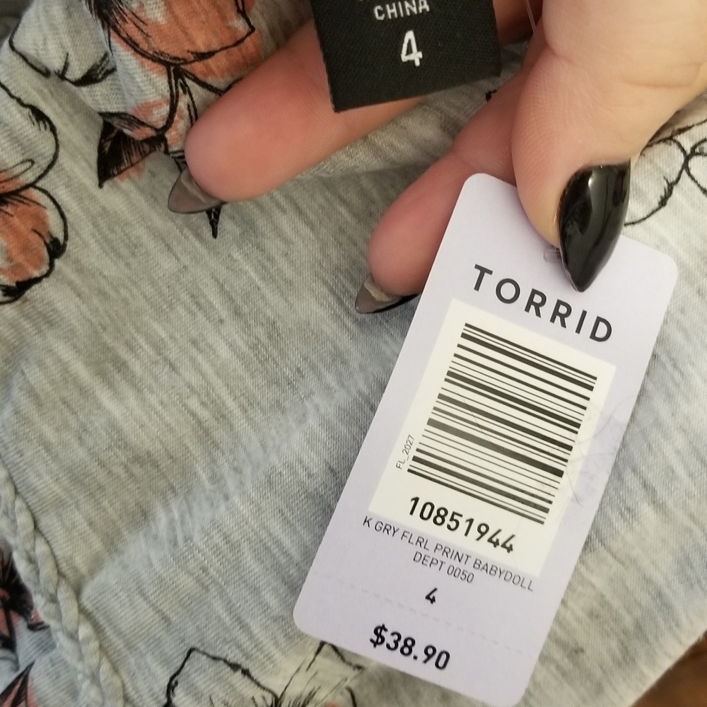 Torrid tank, cami - Picture 7 of 7